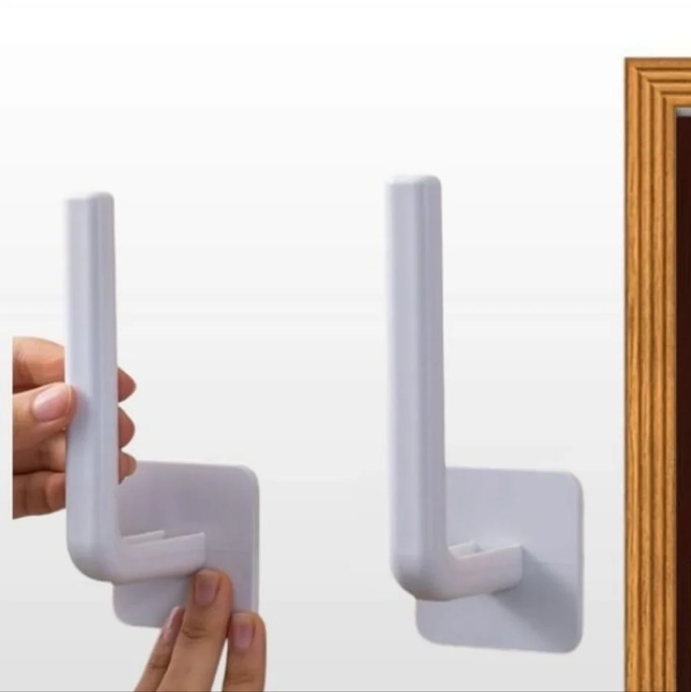 👣4/$20. Multi-Purpose Self-Adhesive Wall Hanger Hooks for Bedroom, Bath. 2 Pcs
